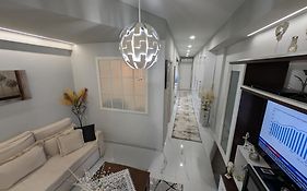 Ev Apartment With Free Parking Place